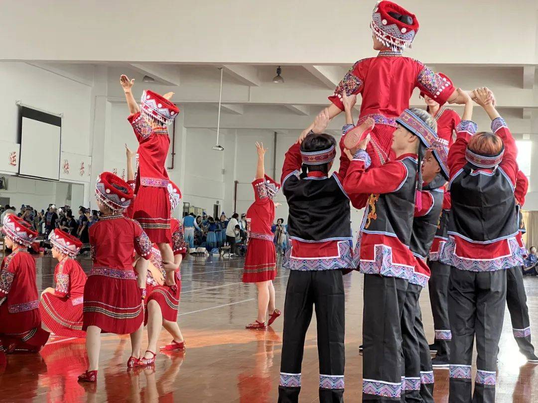 包含特色文化鼓舞操大赛,舞动青春的心灵之旅的词条 包含特色文化鼓舞操大赛,舞动青春的心灵之旅的词条