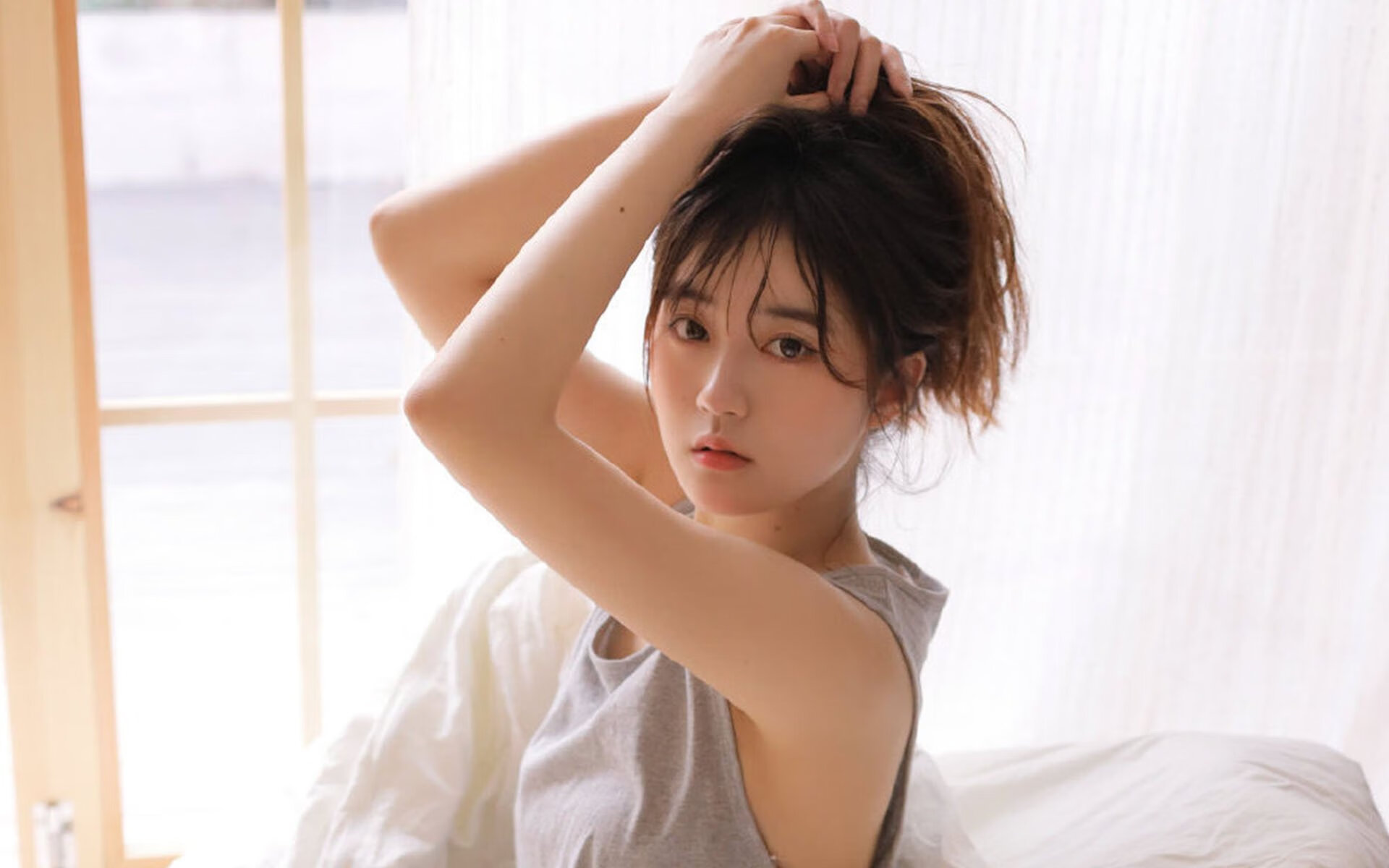 爱游戏app下载-【奥沙利文】绝技揭秘：一绝击球在比赛中的关键作用，奥沙利文单手比赛视频