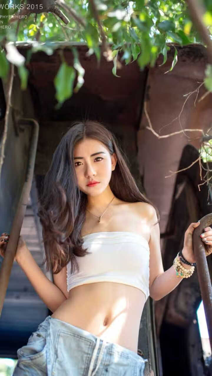 爱游戏app-索尔福德城后防站位紧凑，半岛球场决战在即，索尔福德大学