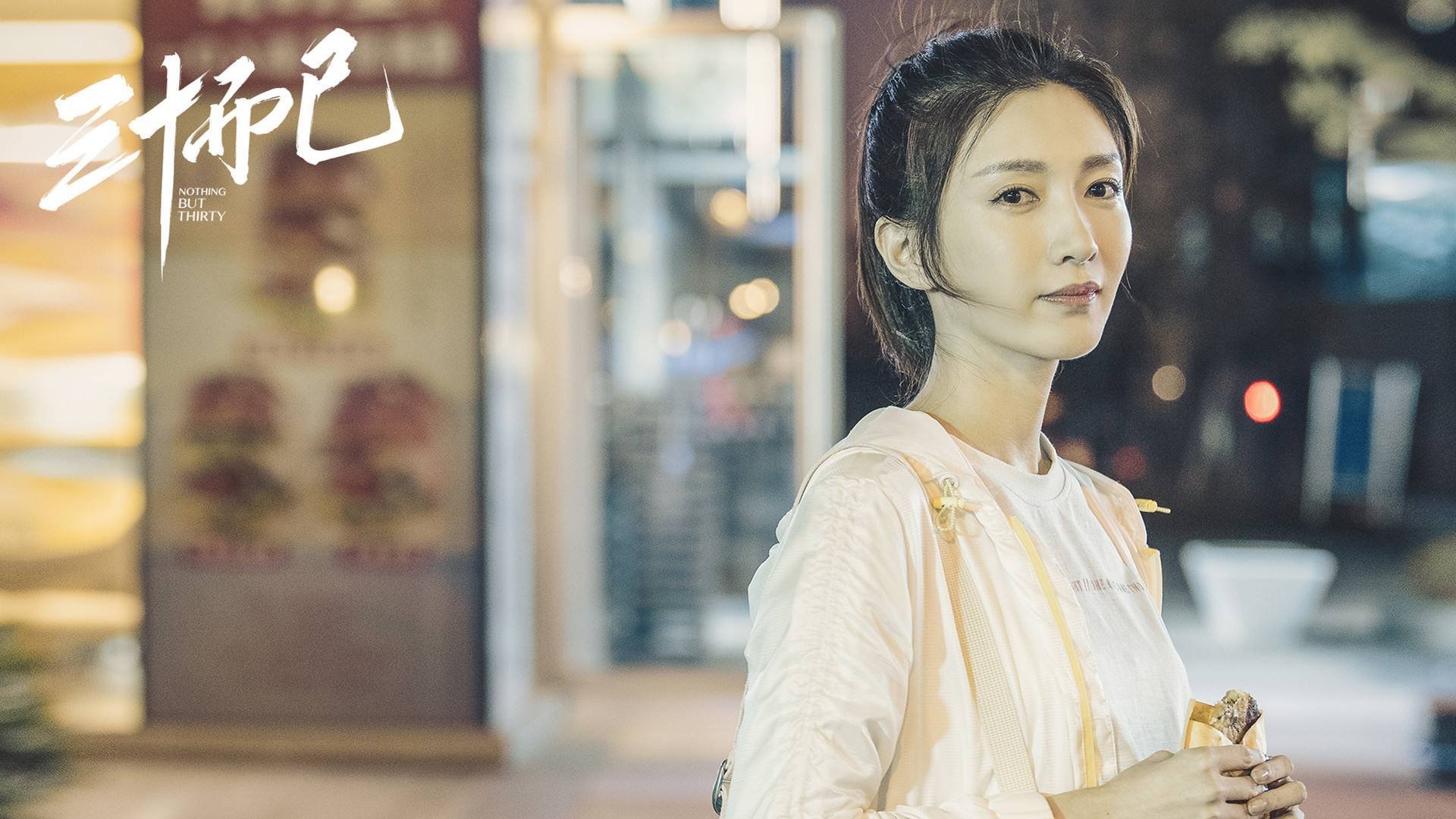 全国攀岩公开赛高水平选手齐聚一堂，攀岩资格赛