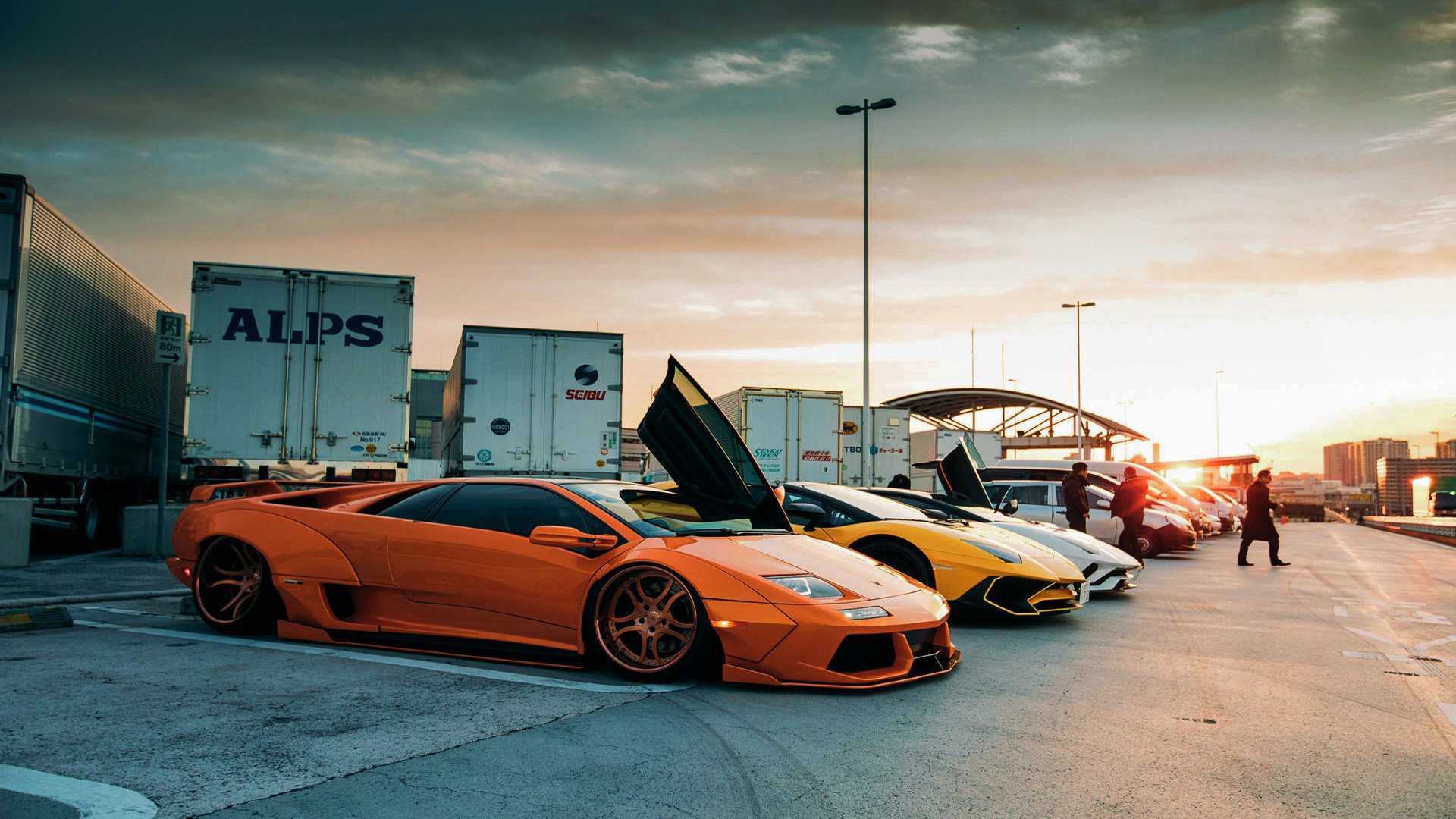 埃弗顿后腰防守强度提升限制穿插跑动,埃弗顿的球衣