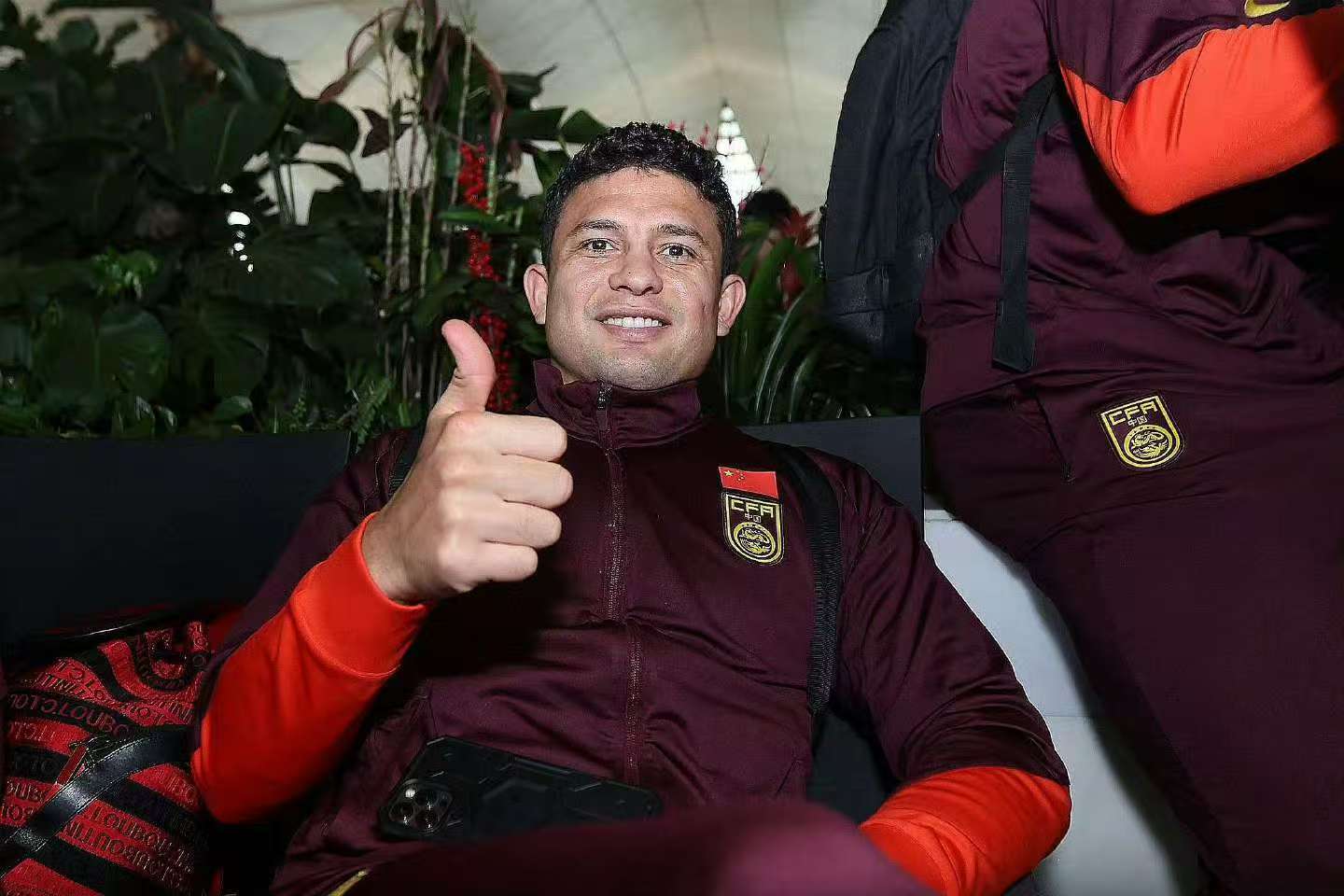 爱游戏APP:归化球员艾克森“带不动”？球迷：还是中国足球“扶不起的阿斗”？的简单介绍